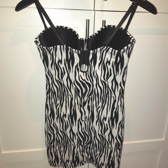 Zebra Print Mini Dress Shapewear Slip - Picture 3 of 8